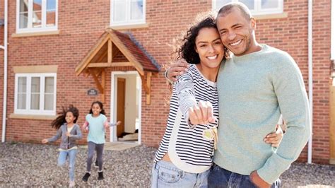 Top Reasons to Work with a Mortgage Advisor: Expert Tips for Securing the Best Home Loan Rates